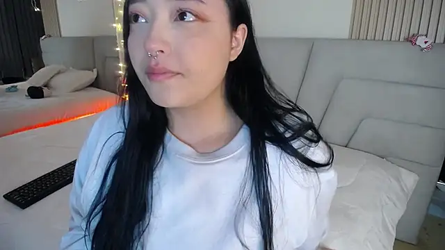 Miss Loise online show from 15, 12, 2025