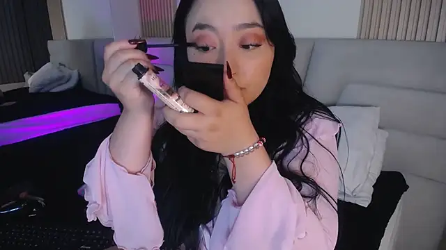 Miss Loise online show from 10, 11, 2025