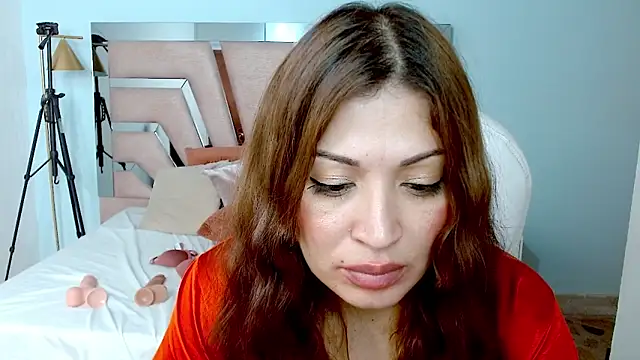 Snapshot of sophia_hadid chatting on 9, 1, 2025 sophia hadid online show from 9, 1, 2025