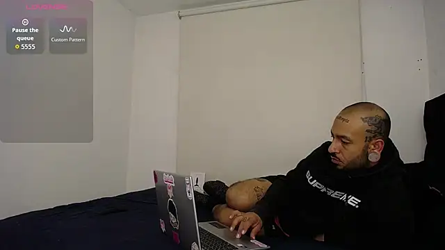 nika 1312 online show from 12, 4, 2026