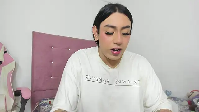 Snapshot of OSORIOMAFE chatting on 8, 12, 2024 OSORIOMAFE online show from 8, 12, 2024