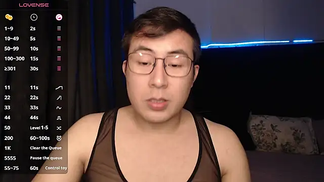 andrewmhilton  online show from 21, 11, 2025