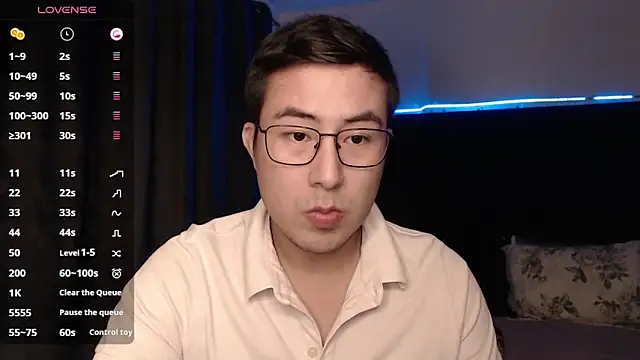 andrewmhilton  online show from 16, 11, 2025