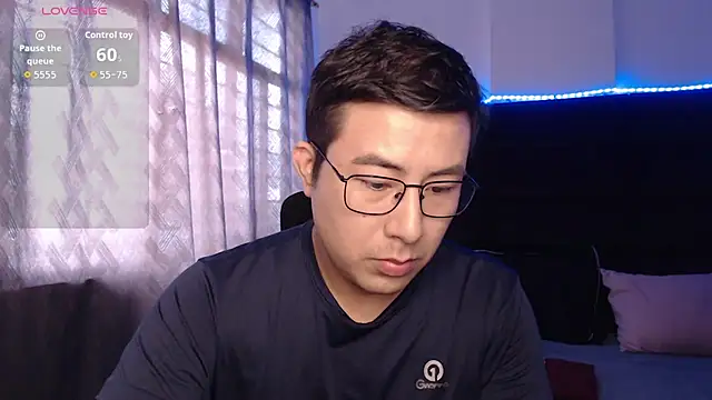 andrewmhilton  online show from 28, 2, 2026