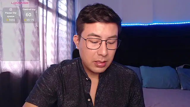 andrewmhilton  online show from 2, 4, 2026