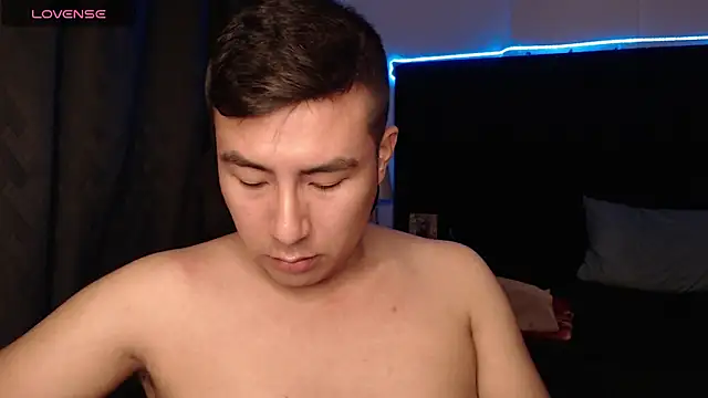 andrewmhilton  online show from 8, 10, 2025