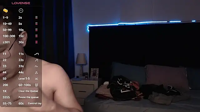 andrewmhilton  online show from 19, 10, 2025