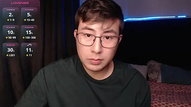 andrewmhilton  online show from 23, 12, 2025