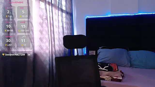 andrewmhilton  online show from 9, 4, 2026