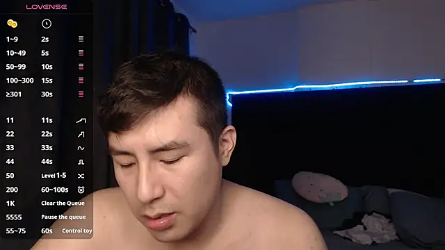 andrewmhilton  online show from 28, 10, 2025