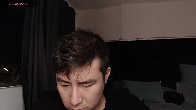 andrewmhilton  online show from 31, 10, 2025