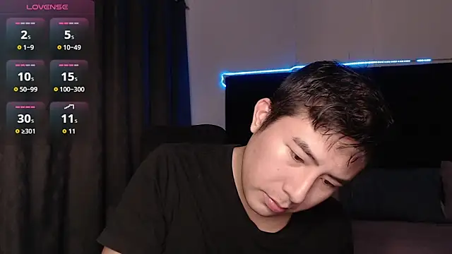 andrewmhilton  online show from 6, 1, 2026