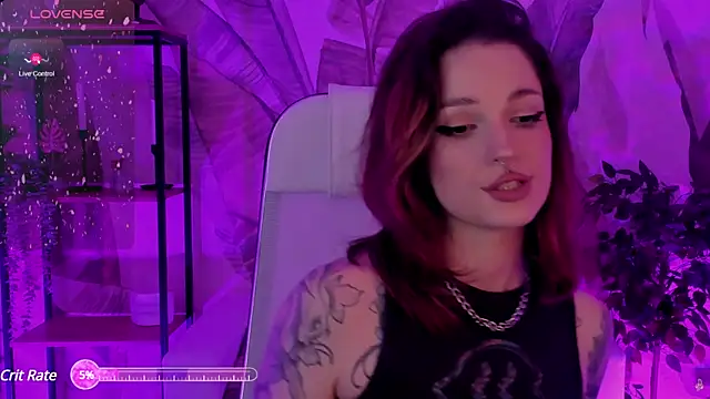 BratzieDarsie online show from 11, 2, 2025