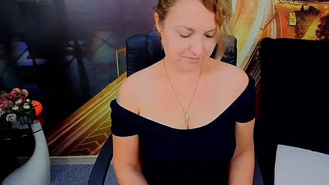 EmmaxPark online show from 3, 12, 2025