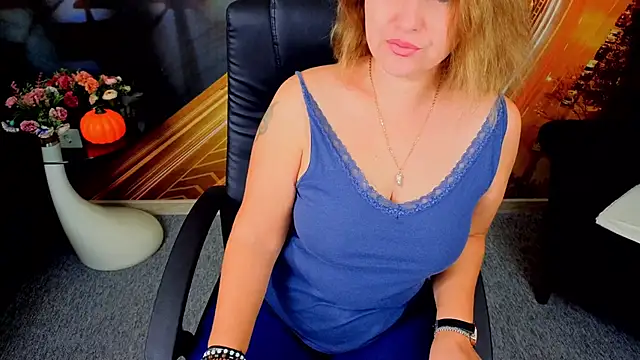 EmmaxPark online show from 7, 11, 2025