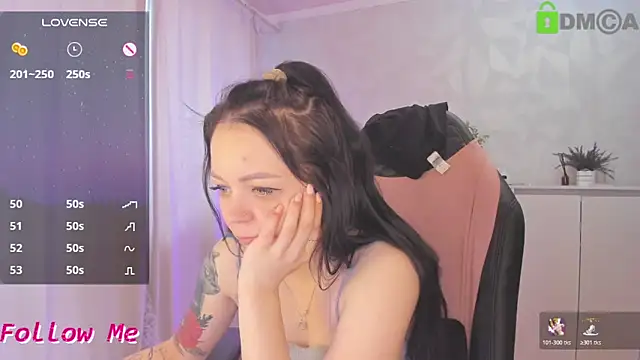 AnnyHoney  online show from 29, 4, 2026