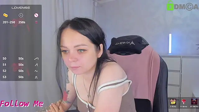 Snapshot of AnnyHoney_ chatting on 18, 6, 2026 AnnyHoney online show from 18, 6, 2026