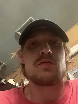 Snapshot of Midwestalpha chatting on 28, 4, 2026 Midwestalpha online show from 28, 4, 2026