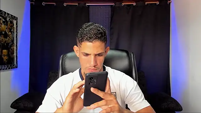 jhonnysnow17 online show from 22, 3, 2026