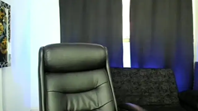 jhonnysnow17 online show from 26, 4, 2026