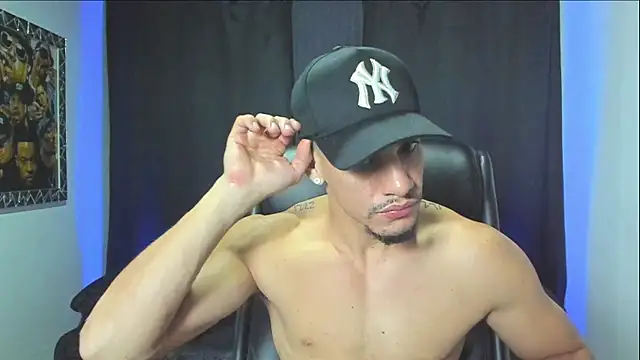 jhonnysnow17 online show from 18, 12, 2025