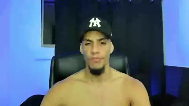 jhonnysnow17 online show from 23, 4, 2026