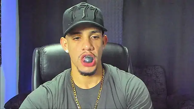 jhonnysnow17 online show from 5, 12, 2025