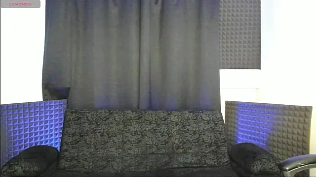 Snapshot of jhonnysnow17 chatting on 5, 6, 2026 jhonnysnow17 online show from 5, 6, 2026