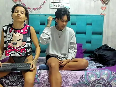 Snapshot of chicamir22 chatting on 21, 10, 2025 chicamir22 online show from 21, 10, 2025