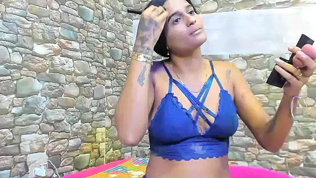 chicamir22 online show from 27, 1, 2025