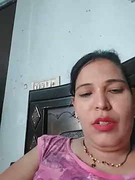 Snapshot of Poojabhabi101 chatting on 7, 7, 2026 Poojabhabi101 online show from 7, 7, 2026