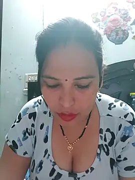 Poojabhabi101 online show from 10, 2, 2026