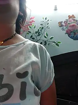 Poojabhabi101 online show from 5, 11, 2025