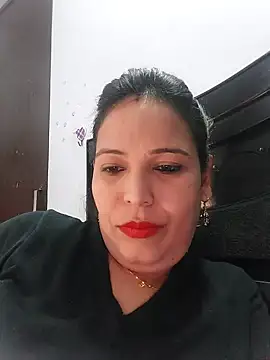 Poojabhabi101 online show from 31, 1, 2025