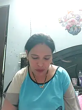 Poojabhabi101 online show from 18, 3, 2026