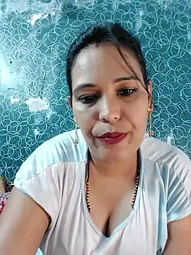 Poojabhabi101 online show from 16, 9, 2025