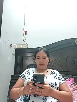 Poojabhabi101 online show from 16, 9, 2025