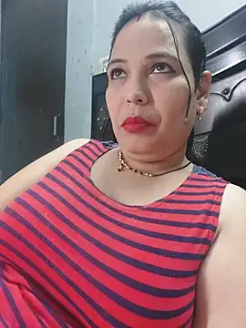 Snapshot of Poojabhabi101 chatting on 8, 7, 2026 Poojabhabi101 online show from 8, 7, 2026