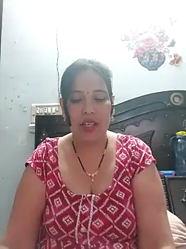 Poojabhabi101 online show from 16, 2, 2026