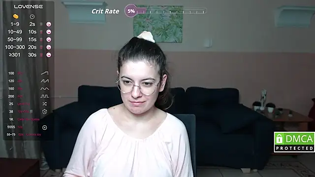 Aminabeatris online show from 4, 10, 2025