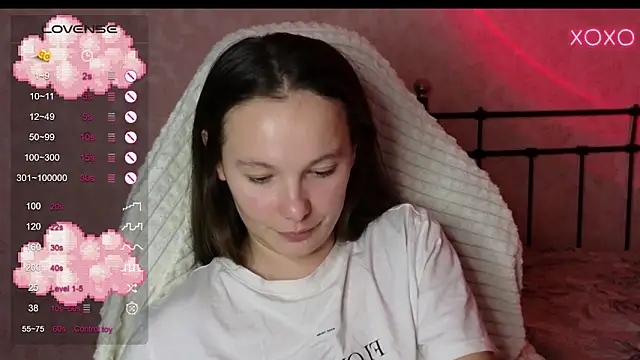 lil luna x online show from 15, 12, 2024