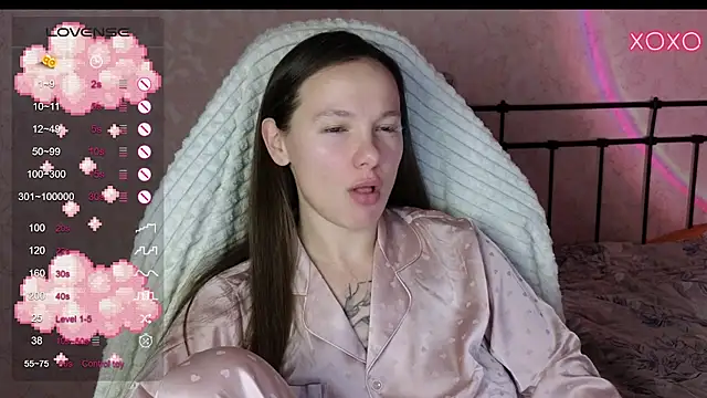lil luna x online show from 20, 1, 2025