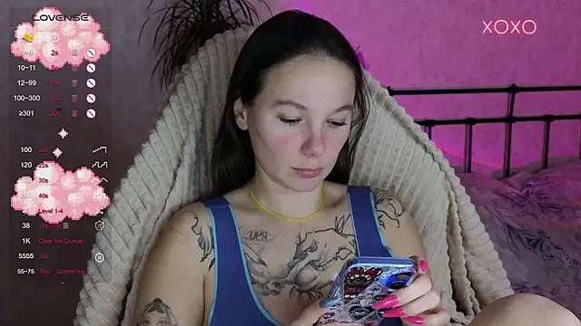 lil luna x online show from 14, 12, 2025