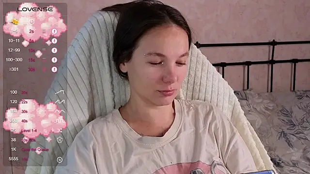 Snapshot of lil_luna_x chatting on 31, 7, 2026 lil luna x online show from 31, 7, 2026