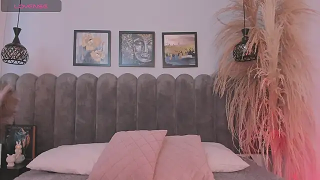 cute  cherry  online show from 17, 3, 2026