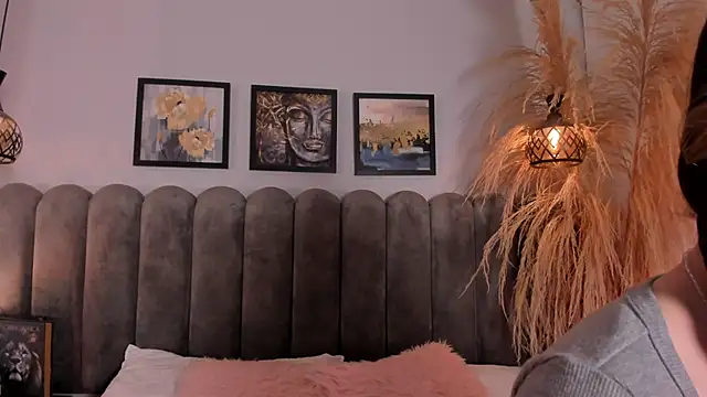 cute  cherry  online show from 17, 4, 2026