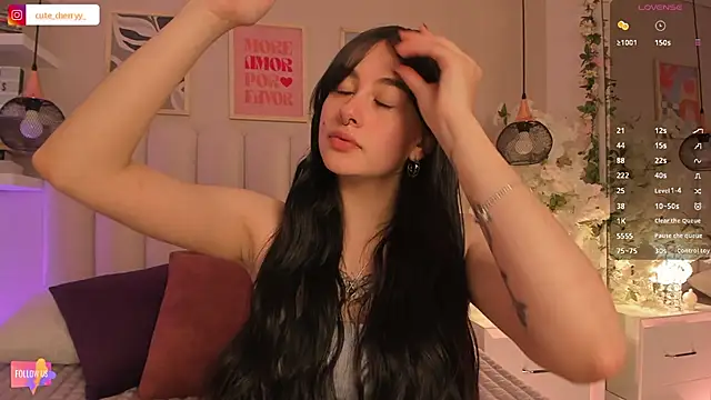 cute  cherry  online show from 19, 11, 2025