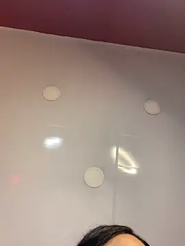 Aluna sweet online show from 29, 11, 2025