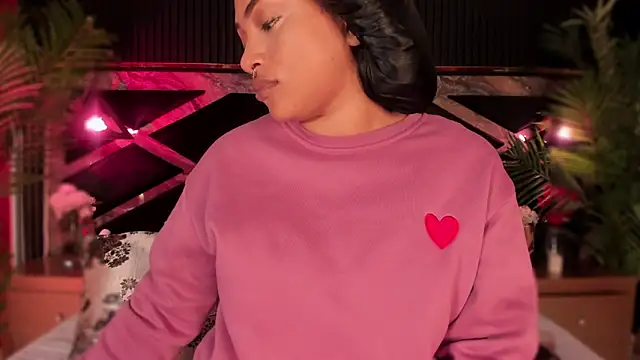 Aluna sweet online show from 8, 11, 2025