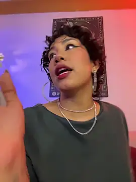 ZahaRoseee online show from 10, 4, 2026